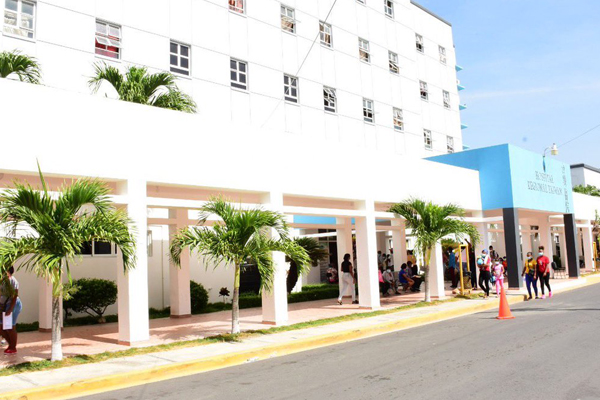 PMAC anuncia instalación de farmacia regional en La Romana