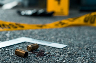 Asesinan de varios disparos presunto organizador de viajes ilegales en San Pedro de Macorís