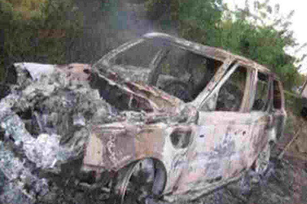 Encuentran tres cadáveres en interior de yipeta quemada en batey de San Pedro de Macorís