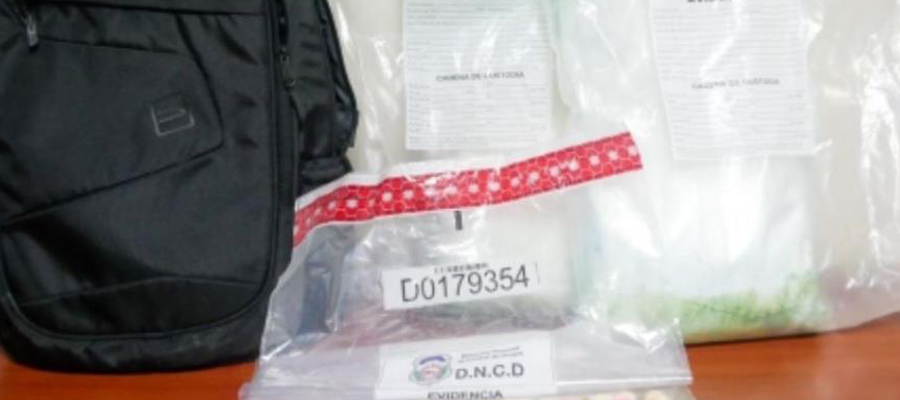 Atrapan italiano en aeropuerto de La Romana con tres kilos de cocaína en su equipaje