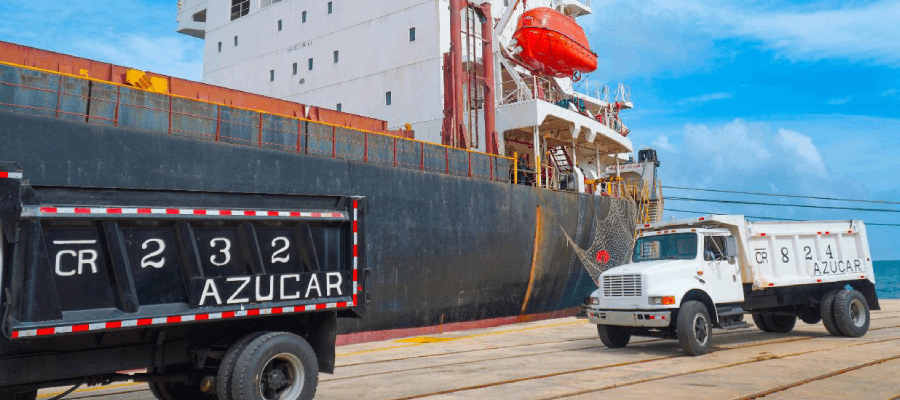 Llegan 20,000 toneladas de azúcar al puerto de La Romana