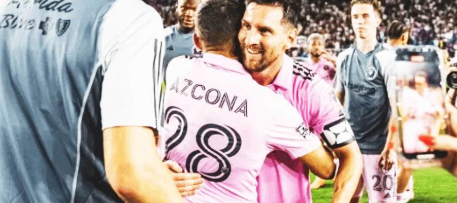 Leo Messi y Edinson Azcona