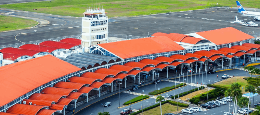 Aeropuertos dominicanos rompen récord movilizando millones de pasajeros en 2023