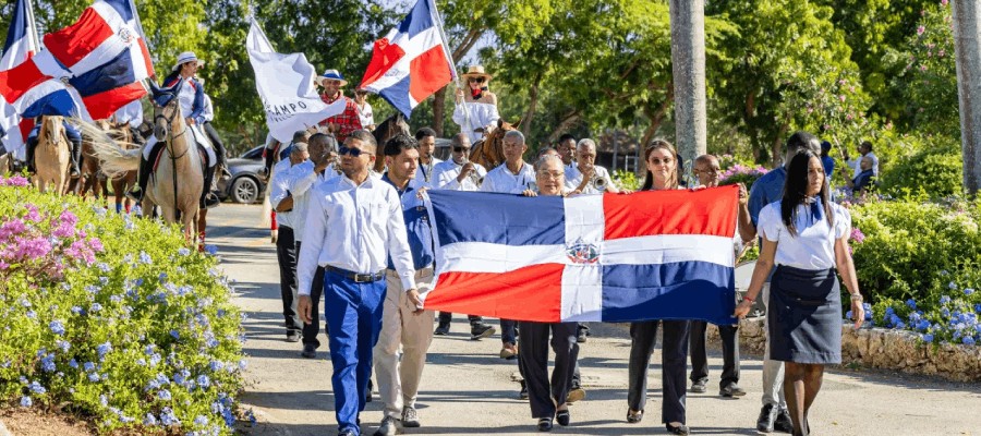 Casa de Campo Celebra la Independencia de República Dominicana con un Vibrante Desfile